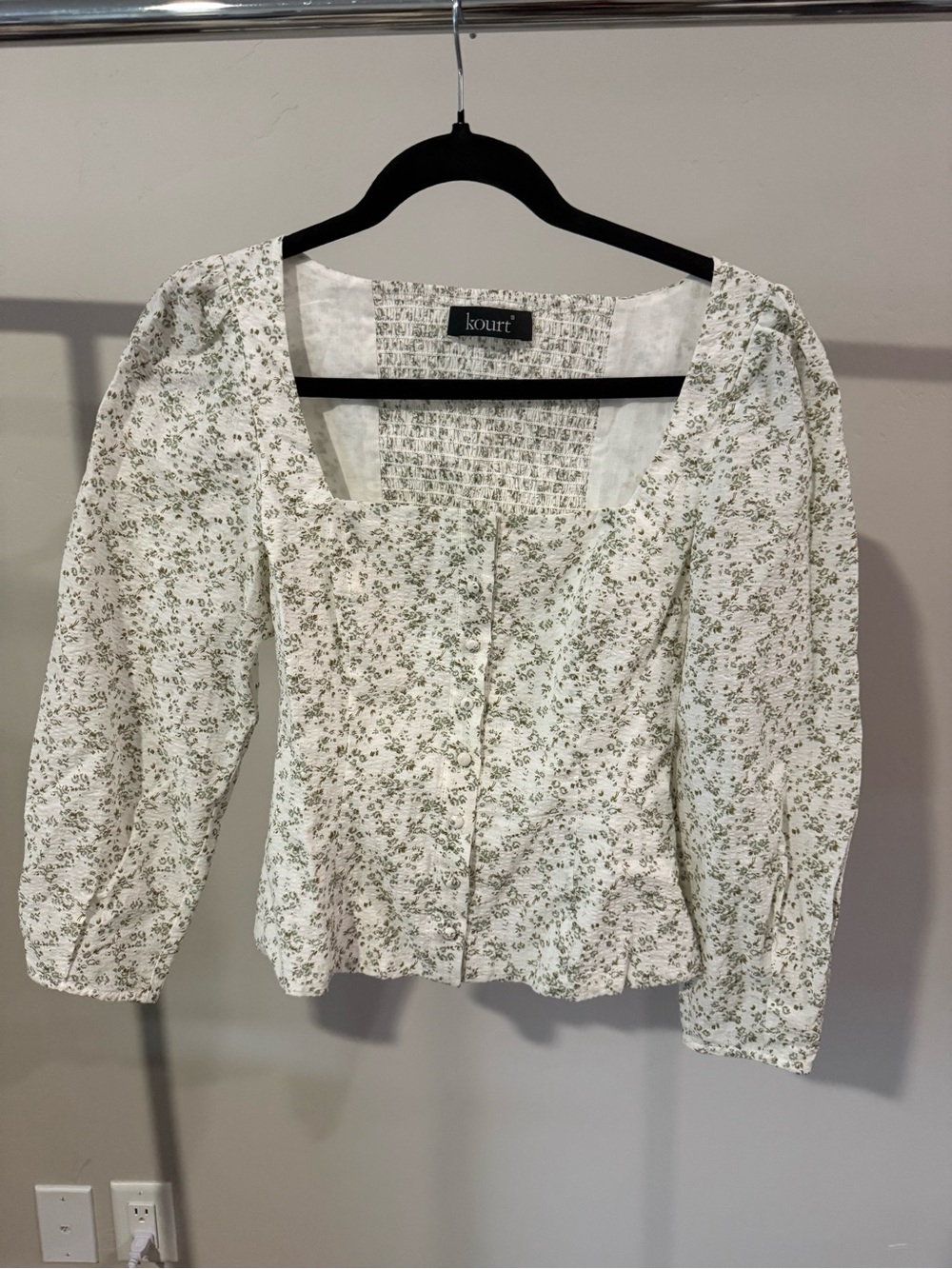 Like New Kourt White Floral Square-Neck Puff Sleeve Blouse